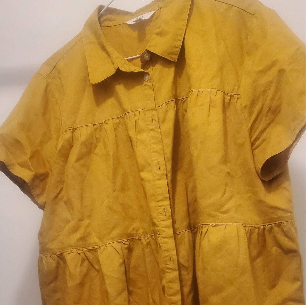 Womans short sleeve shirt XL